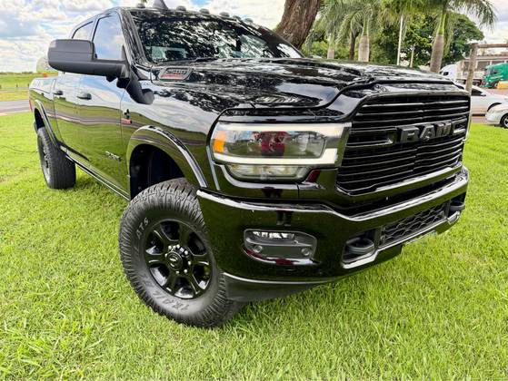 RAM 2500 6.7 I6 TURBO DIESEL NIGHT EDITION CD 4X4  AUTOMÁTICO